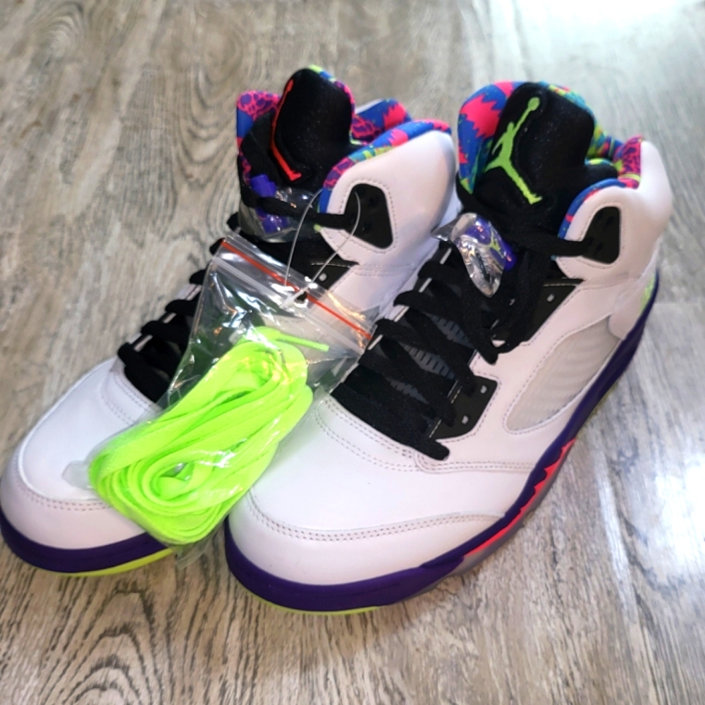 ** Brand NEW in Box ** Nike Air Jordan Retro 5 Men's US Size 9